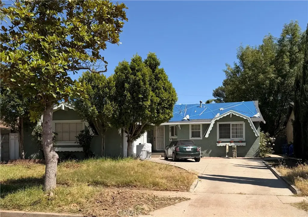 13520 Lazard, San Fernando, CA 91340 - #1