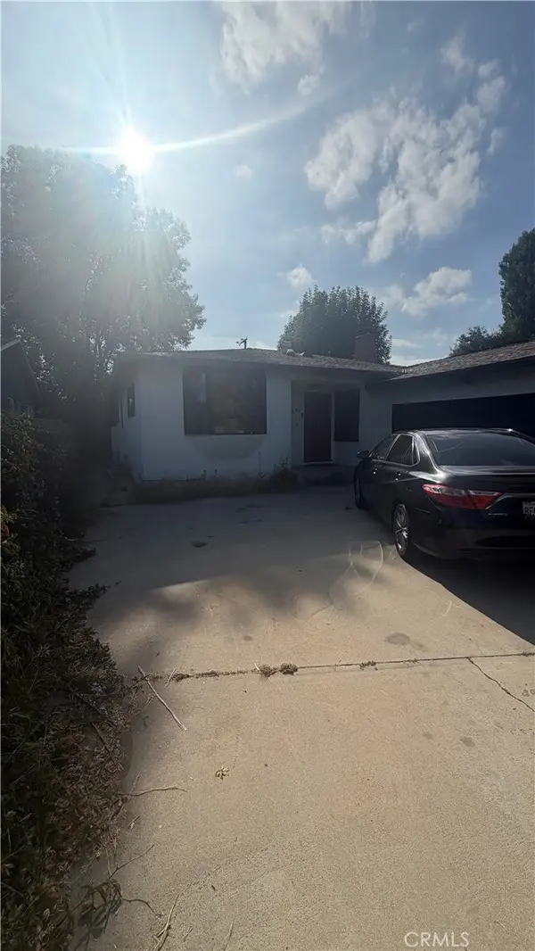 5837 Cedros, Van Nuys, CA 91411