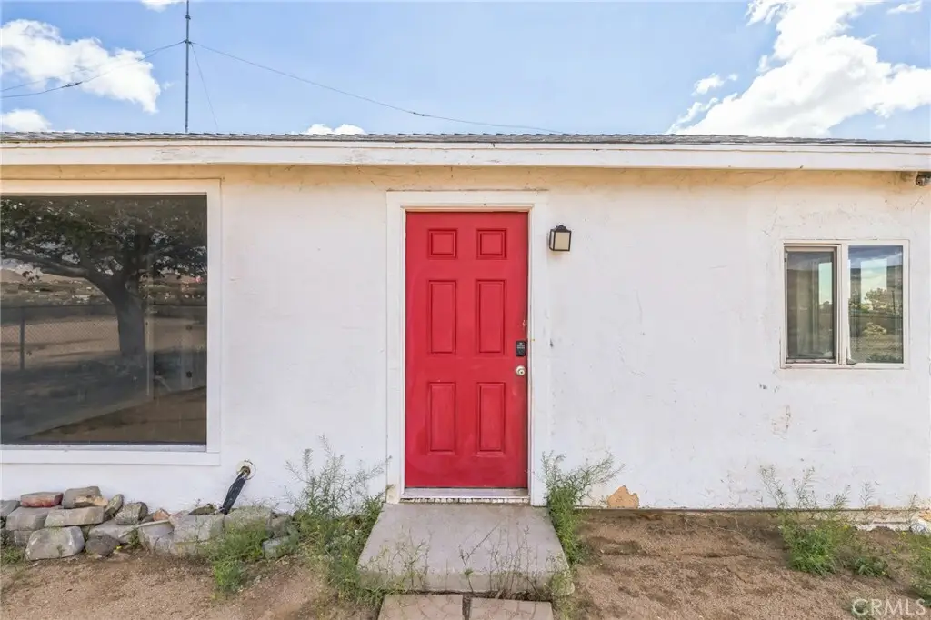 1561 Old Woman Springs Road, Yucca Valley, CA 92284 - #1