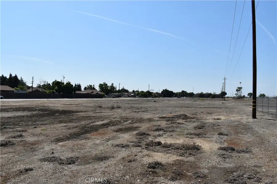 430 Front, Chowchilla, CA 93610 - #2