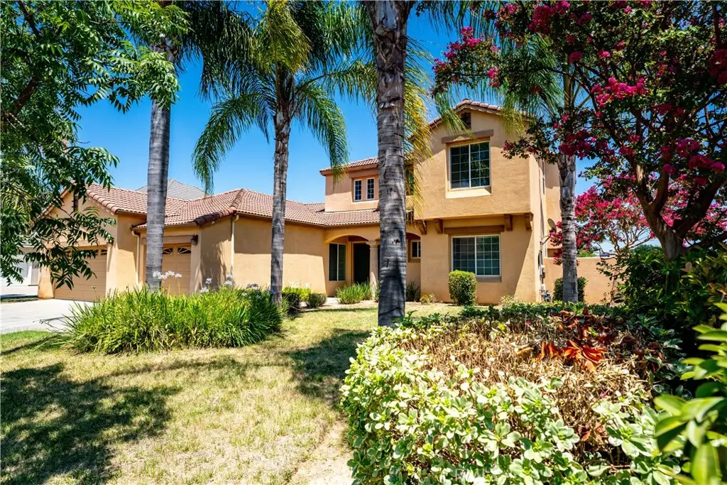 8185 Lakeshore Drive, Chowchilla, CA 93610 - #1