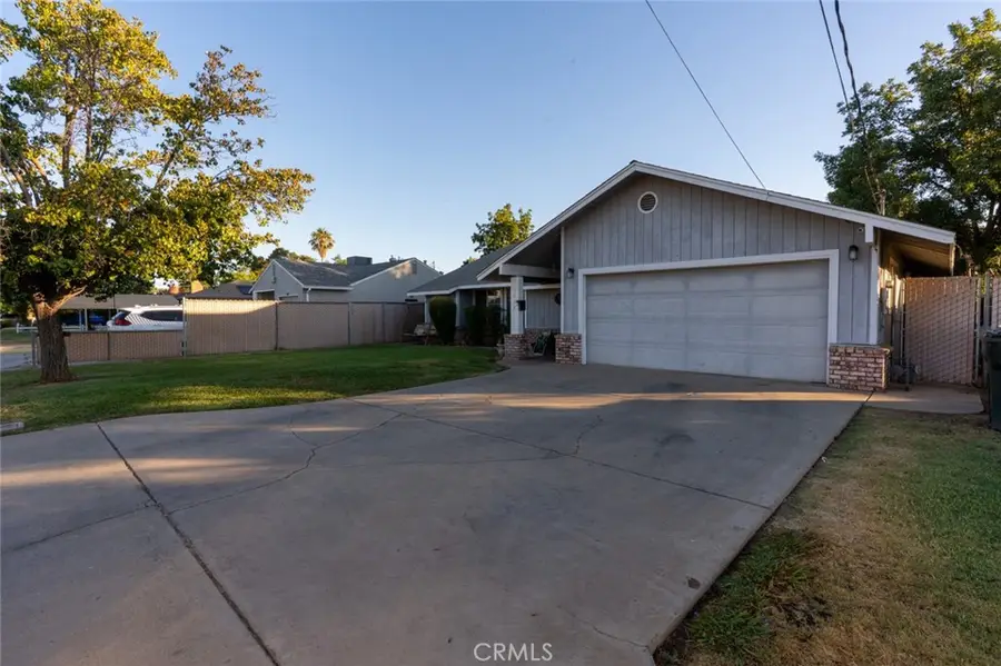 1417 E 20th, Merced, CA 95340 - #2