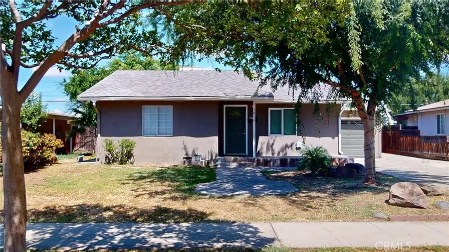 1014 W Andrews, Fresno, CA 93705 - #3
