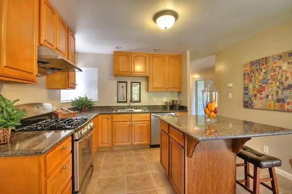 Address Withheld By Seller, Newark, CA 94560