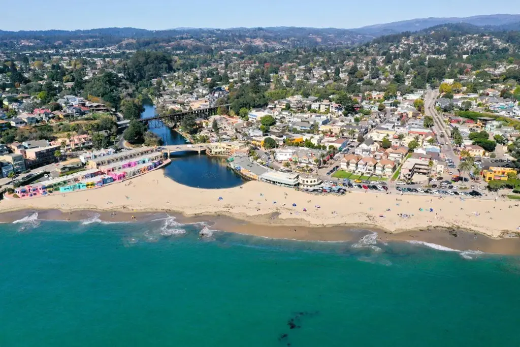 206 Hollister Avenue, Capitola, CA 95010 - #1