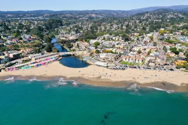 206 Hollister Avenue, Capitola, CA 95010