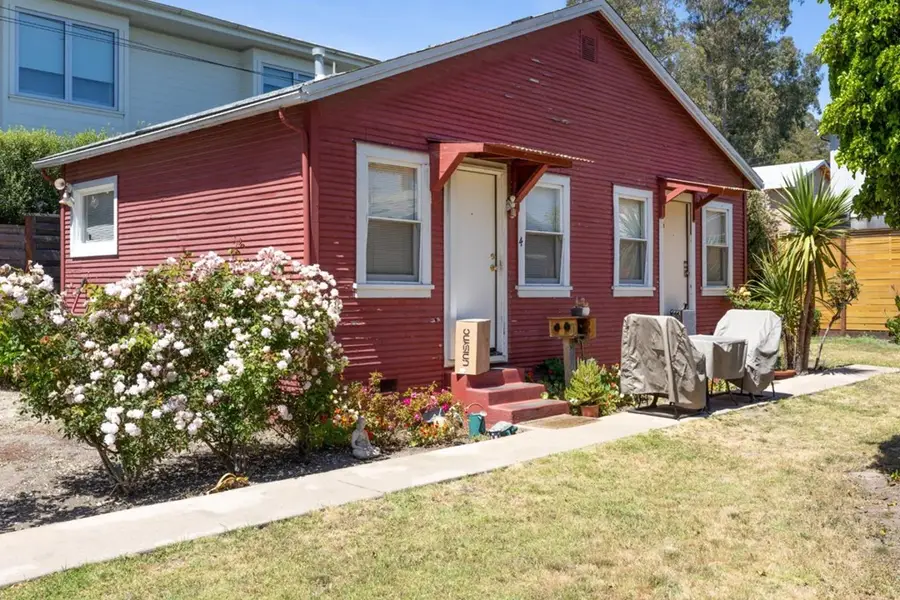 206 Hollister Avenue, Capitola, CA 95010 - #2