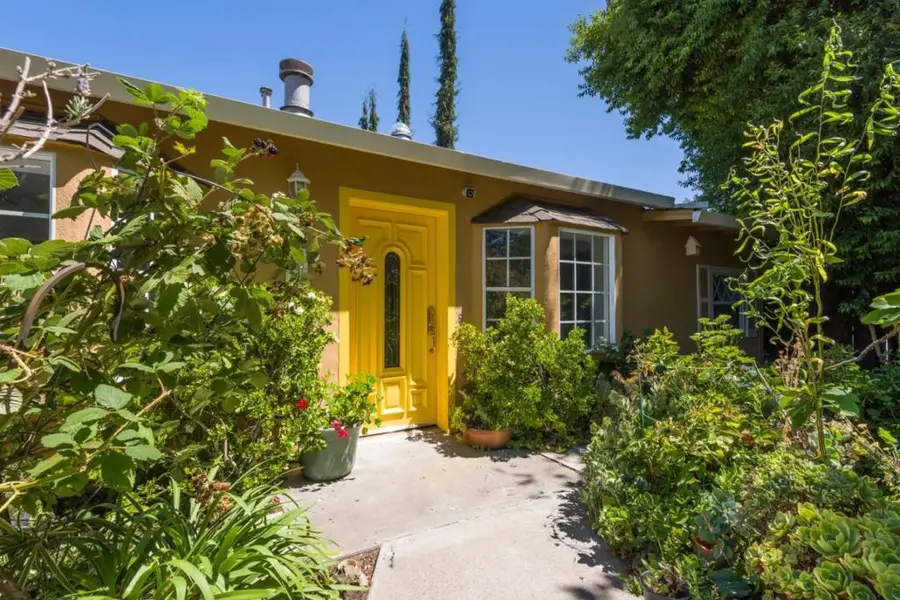 831 Canyon Road, Redwood City, CA 94062 - #2