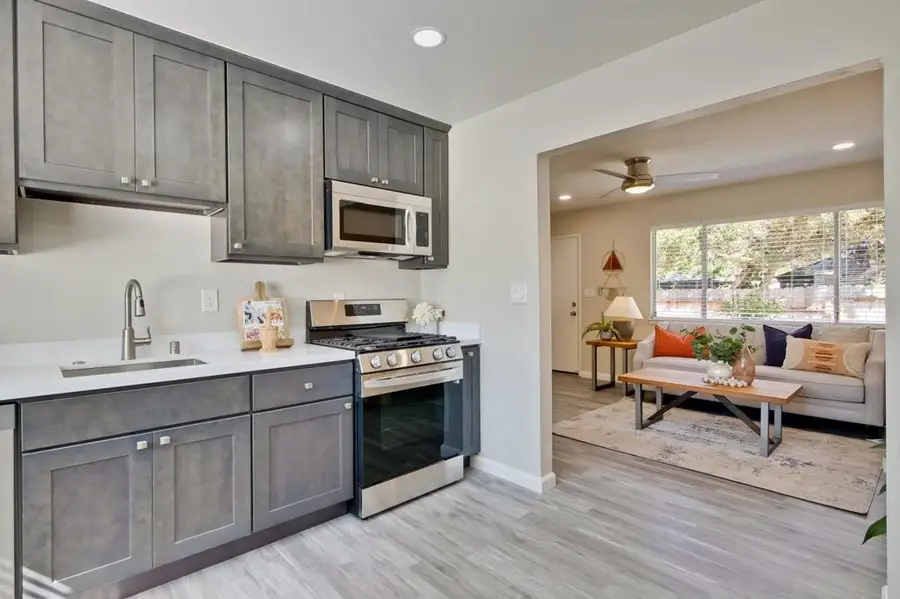 802 Calderon Avenue, Mountain View, CA 94041 - #3