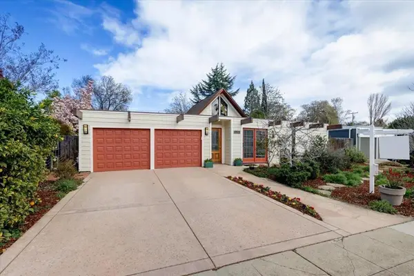 3391 Thomas Drive, Palo Alto, CA 94303