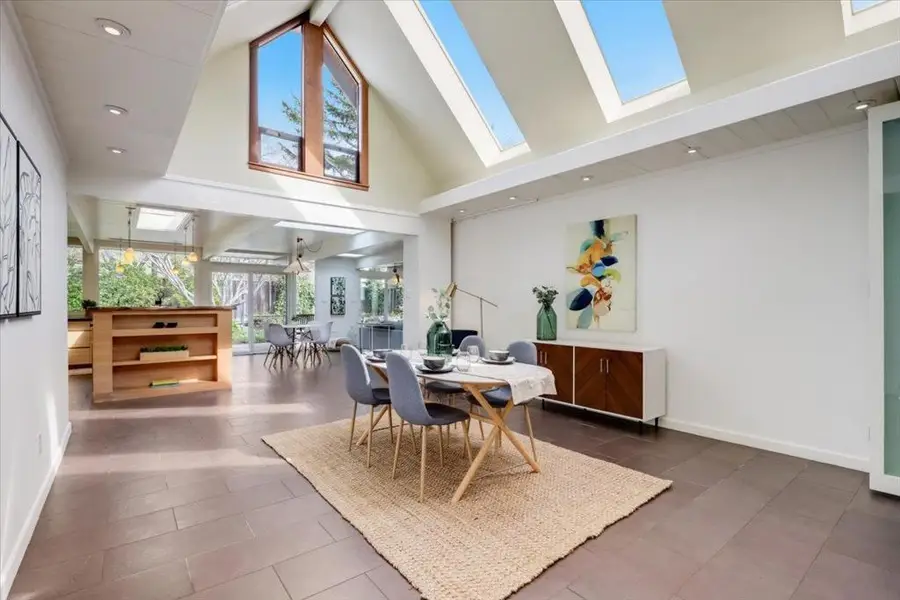 3391 Thomas Drive, Palo Alto, CA 94303 - #2