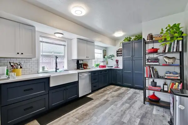 1505 17th Avenue, Santa Cruz, CA 95062