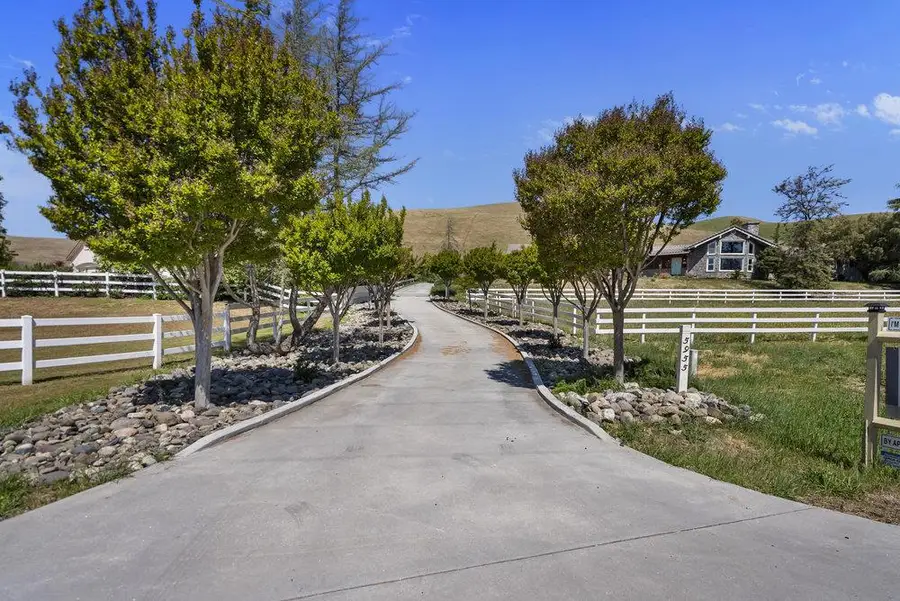5955 Diablo Hills Road, Tres Pinos, CA 95075 - Image #3