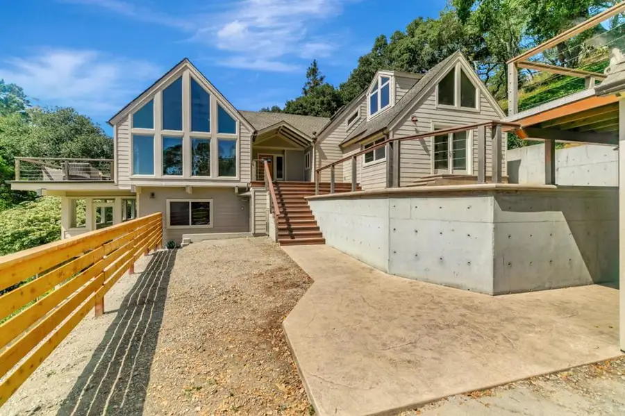 411 Hecker Pass Road, Watsonville, CA 95076 - Image #2