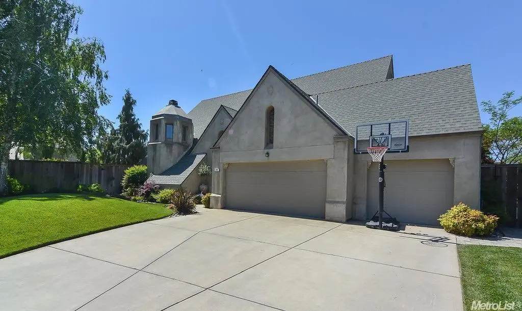 896 Cinnamon Teal Court, Manteca, CA 95337 - Image #1