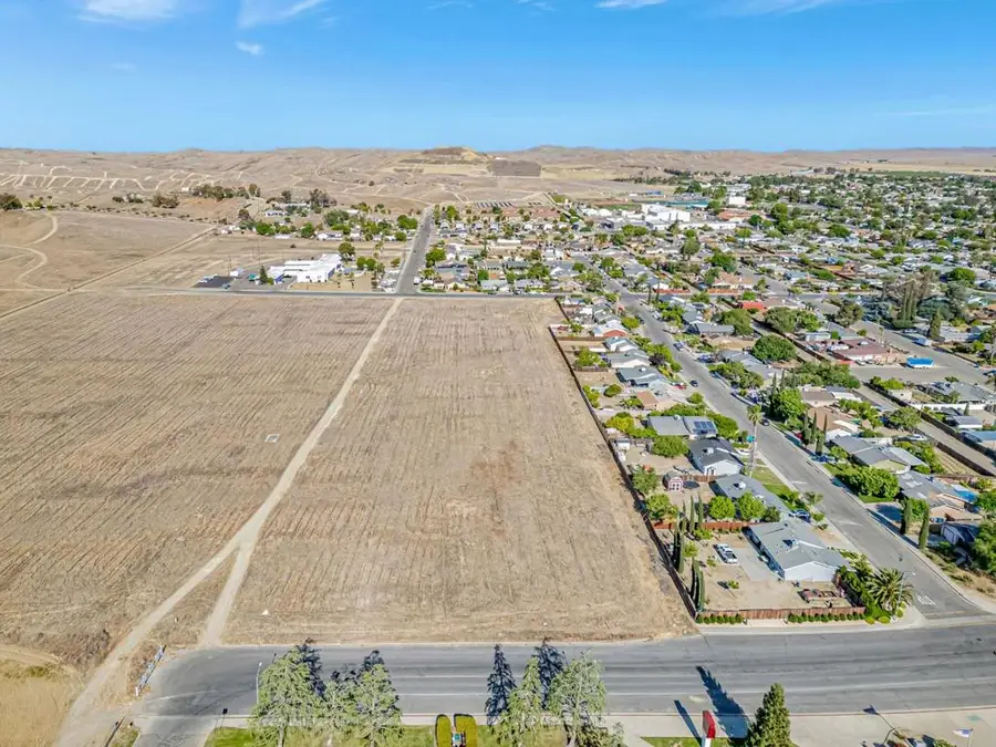 101 Amador Street, Avenal, CA 93204 - Image #2