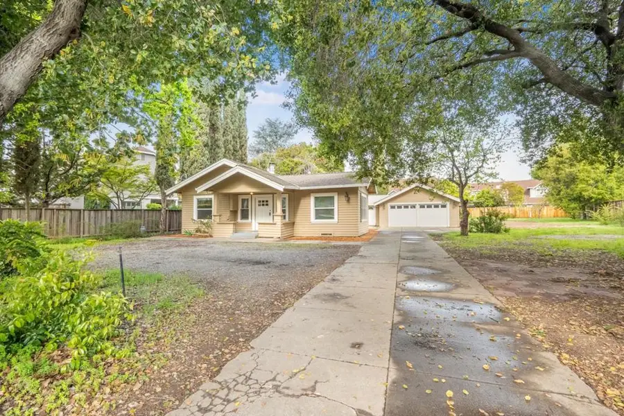 395 E Dunne Avenue, Morgan Hill, CA 95037 - Image #2