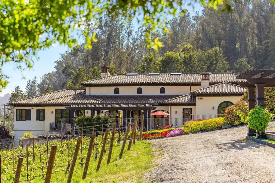 220 Falcon, Santa Cruz, CA 95065 - Image #2