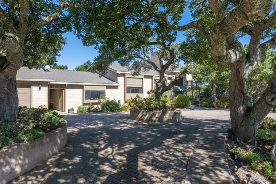 25940 Colt Lane, Carmel Valley, CA 93924 - Image #2