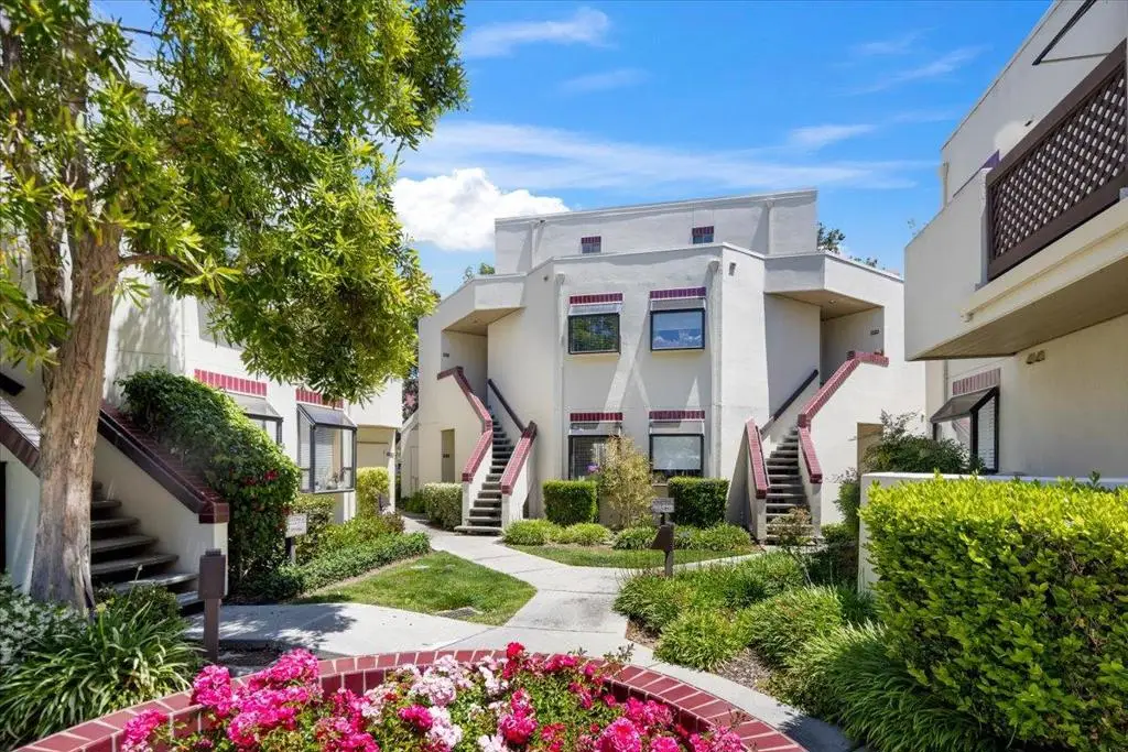 203 Shorebird Circle, Redwood City, CA 94065 - Image #1