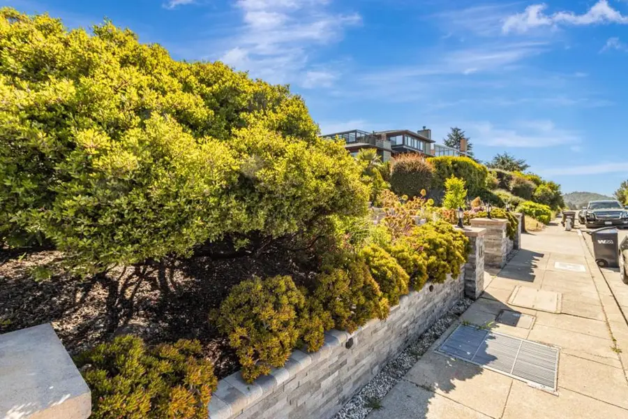 11550 Skyline Boulevard, Oakland, CA 94619 - Image #3