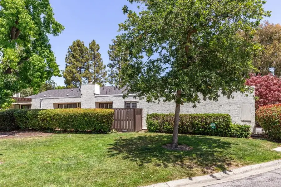 2435 Sharon Oaks Drive, Menlo Park, CA 94025 - Image #2