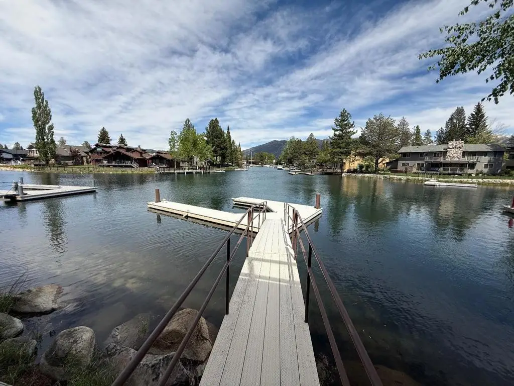 569 Lucerne Way, South Lake Tahoe, CA 96150 - Image #1