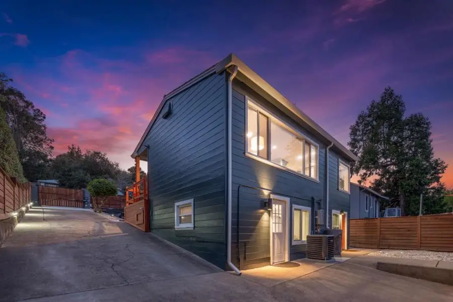 8124 Greenly Drive, Oakland, CA 94605 - Image #3