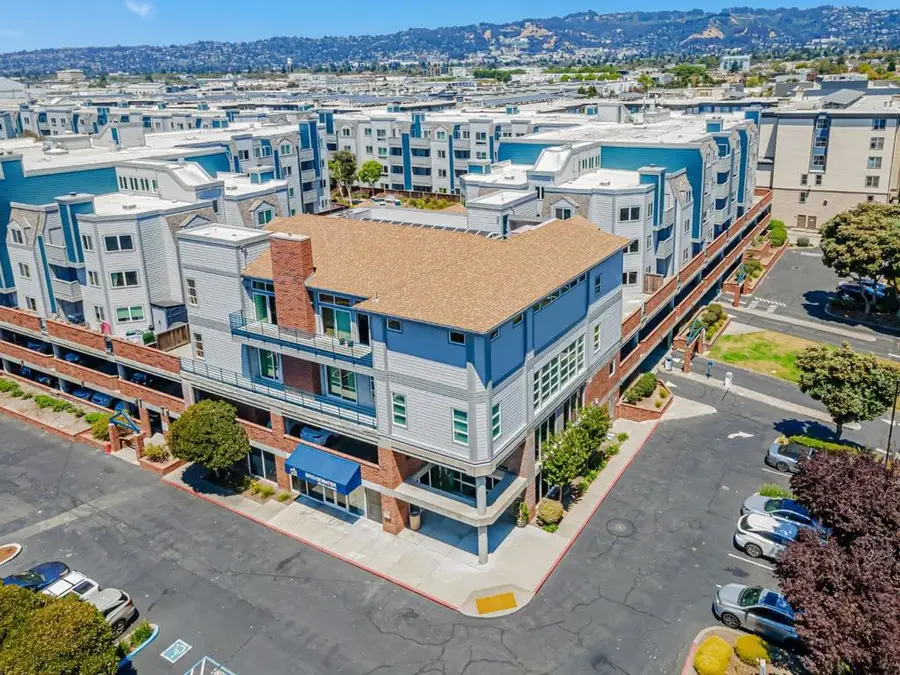 6400 Christie Avenue #5408, Emeryville, CA 94608 - Image #2