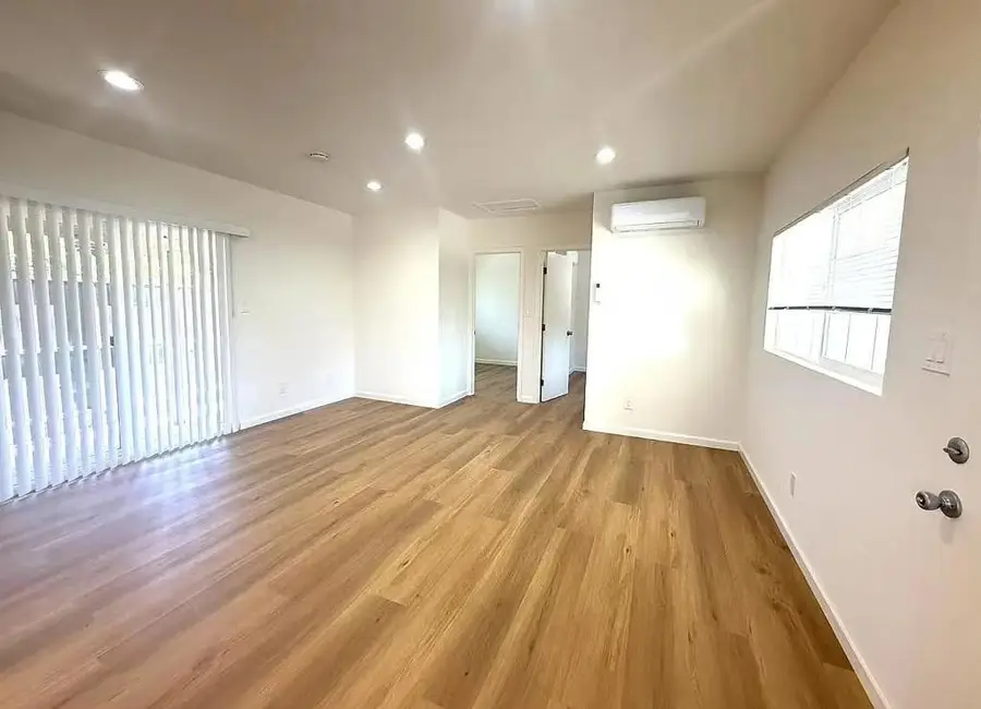 717 Ehrhorn Avenue, Mountain View, CA 94041 - Image #3