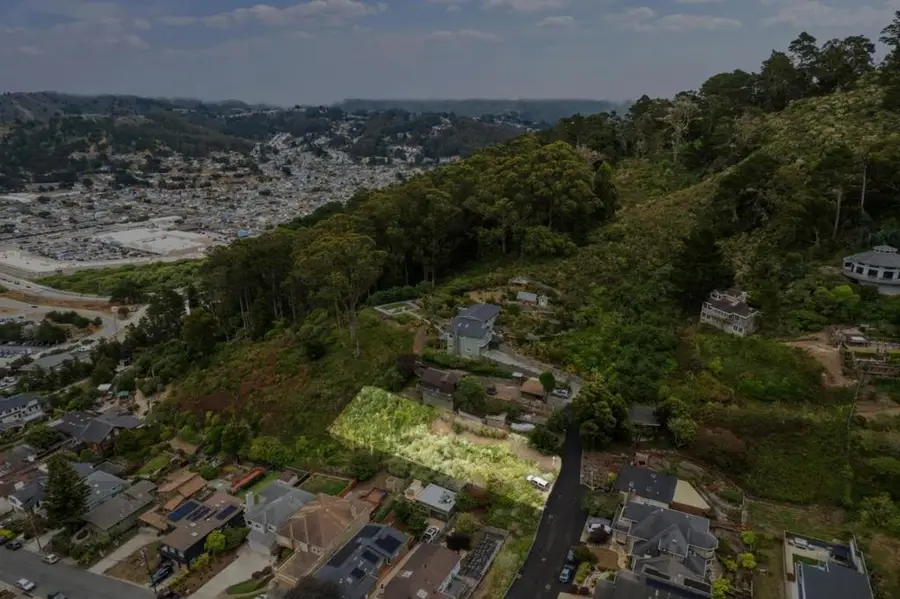 417 Athenian Way, Pacifica, CA 94044 - Image #3