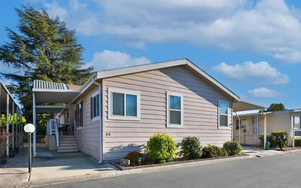 19690 N Highway 99, Acampo, CA 95220 - Image #1