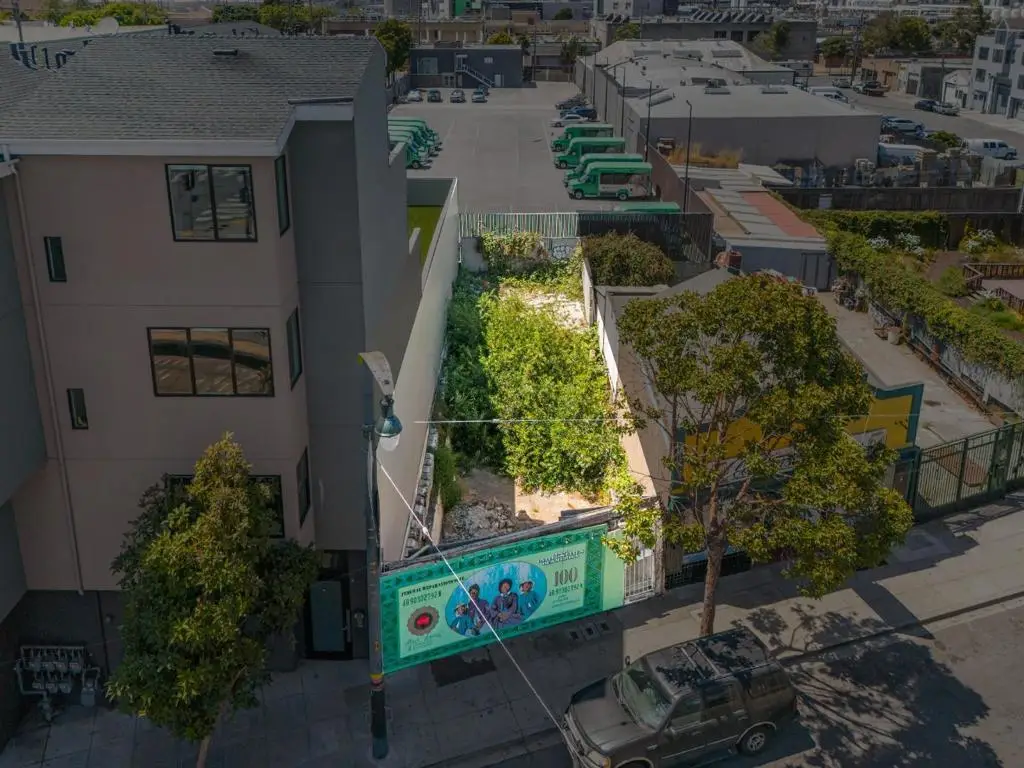 4128 3rd Street, San Francisco, CA 94124 - Image #1