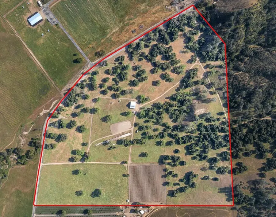 770 Limekiln Road, Hollister, CA 95023 - Image #2