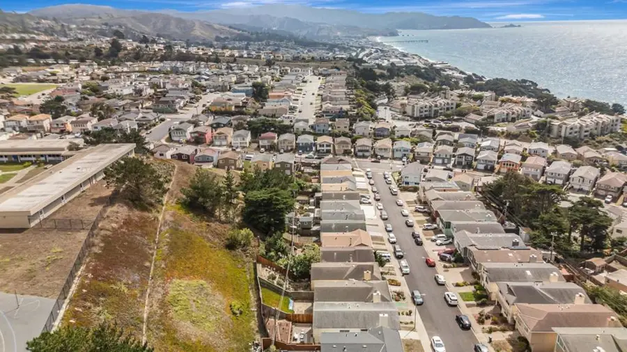 157 Longview Drive, Daly City, CA 94015 - Image #3