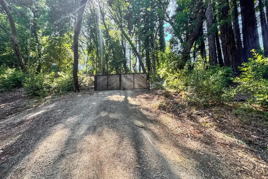 1200 Roberts Road, Ben Lomond, CA 95005 - Image #2