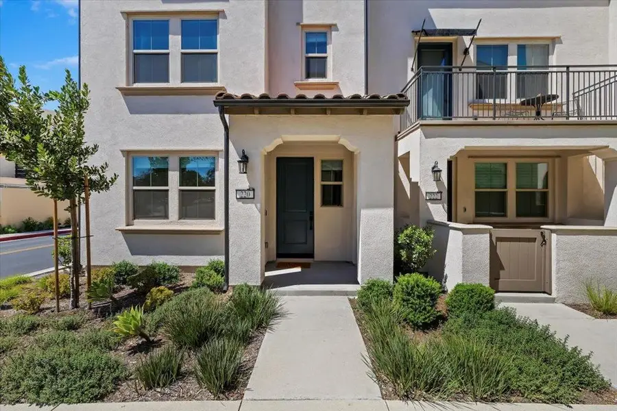 220 Babson Court, Claremont, CA 91711 - Image #2