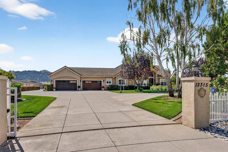 12315 Harding Avenue, San Martin, CA 95046 - Image #2