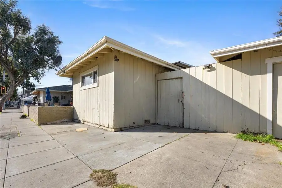 896 S Almaden Avenue, San Jose, CA 95110 - Image #3