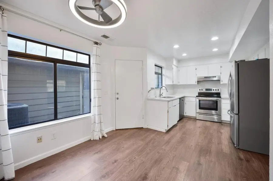 160 Gibson Drive #20, Hollister, CA 95023 - Image #3