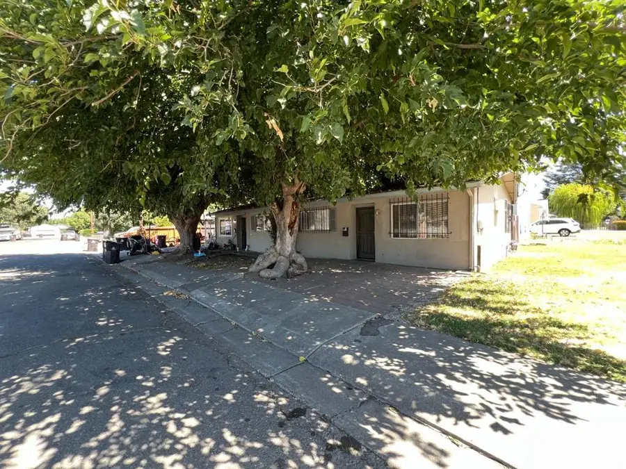 1302 Holt Street, Stockton, CA 95203 - Image #2