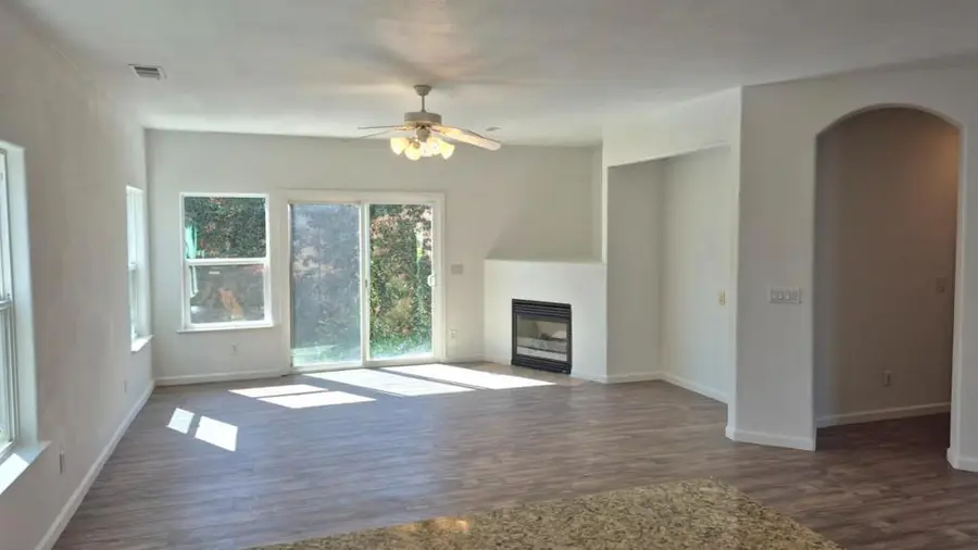 2913 Las Flores Circle, Los Banos, CA 93635 - Image #3