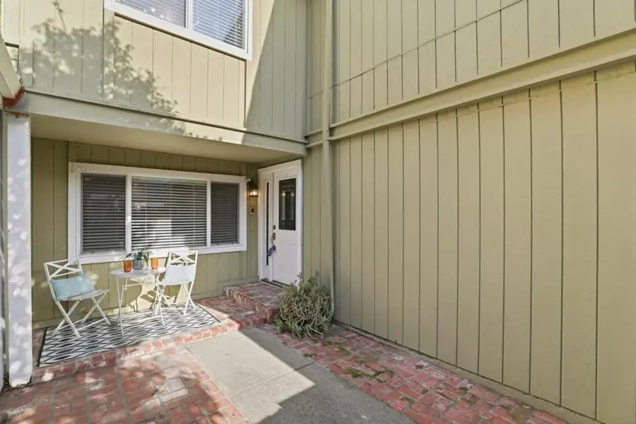 215 Elm Wood Court, Los Gatos, CA 95032 - Image #2
