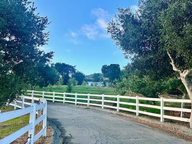 547 Mission Vineyard Road, San Juan Bautista, CA 95045 - Image #3