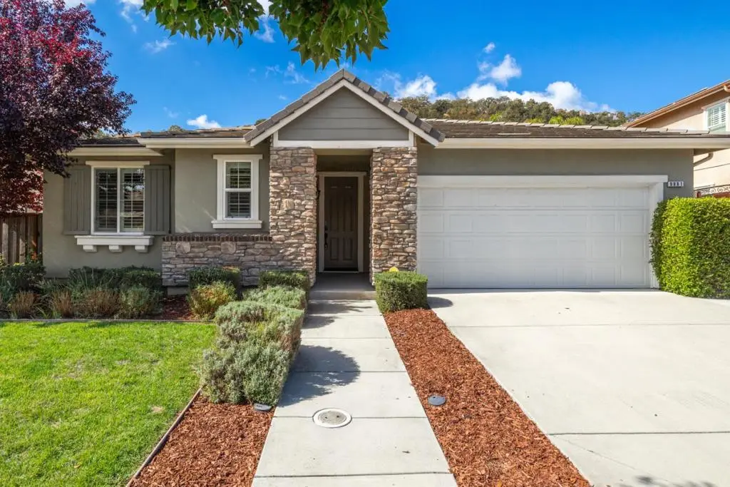 9881 Rancho Hills Drive, Gilroy, CA 95020 - Image #1