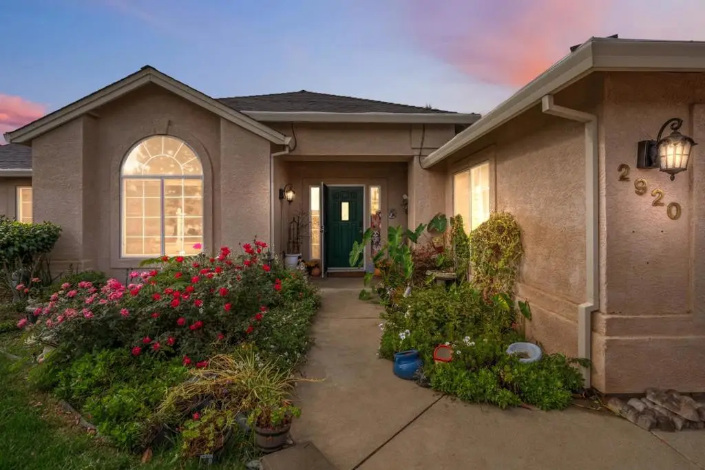 2920 Aspen Glow Lane, Redding, CA 96001 - Image #1