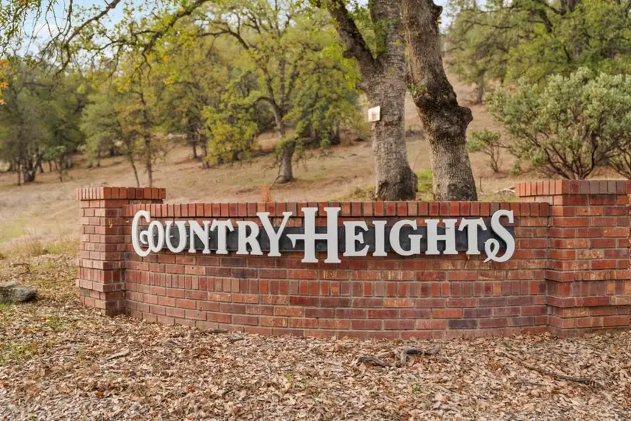 2920 Aspen Glow Lane, Redding, CA 96001 - Image #3