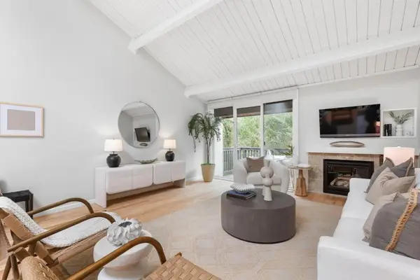 2371 Ticonderoga Drive, San Mateo, CA 94402