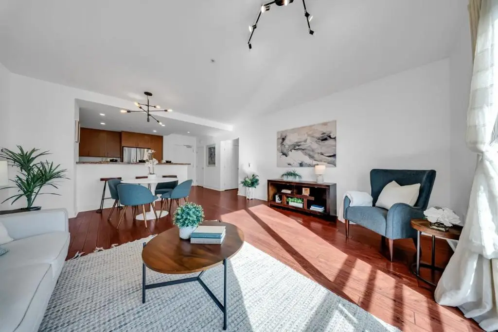 438 W Grand Avenue #615, Oakland, CA 94612 - Image #1