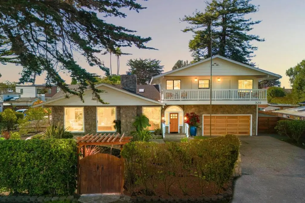 320 Cliff Drive, Aptos, CA 95003 - Image #1